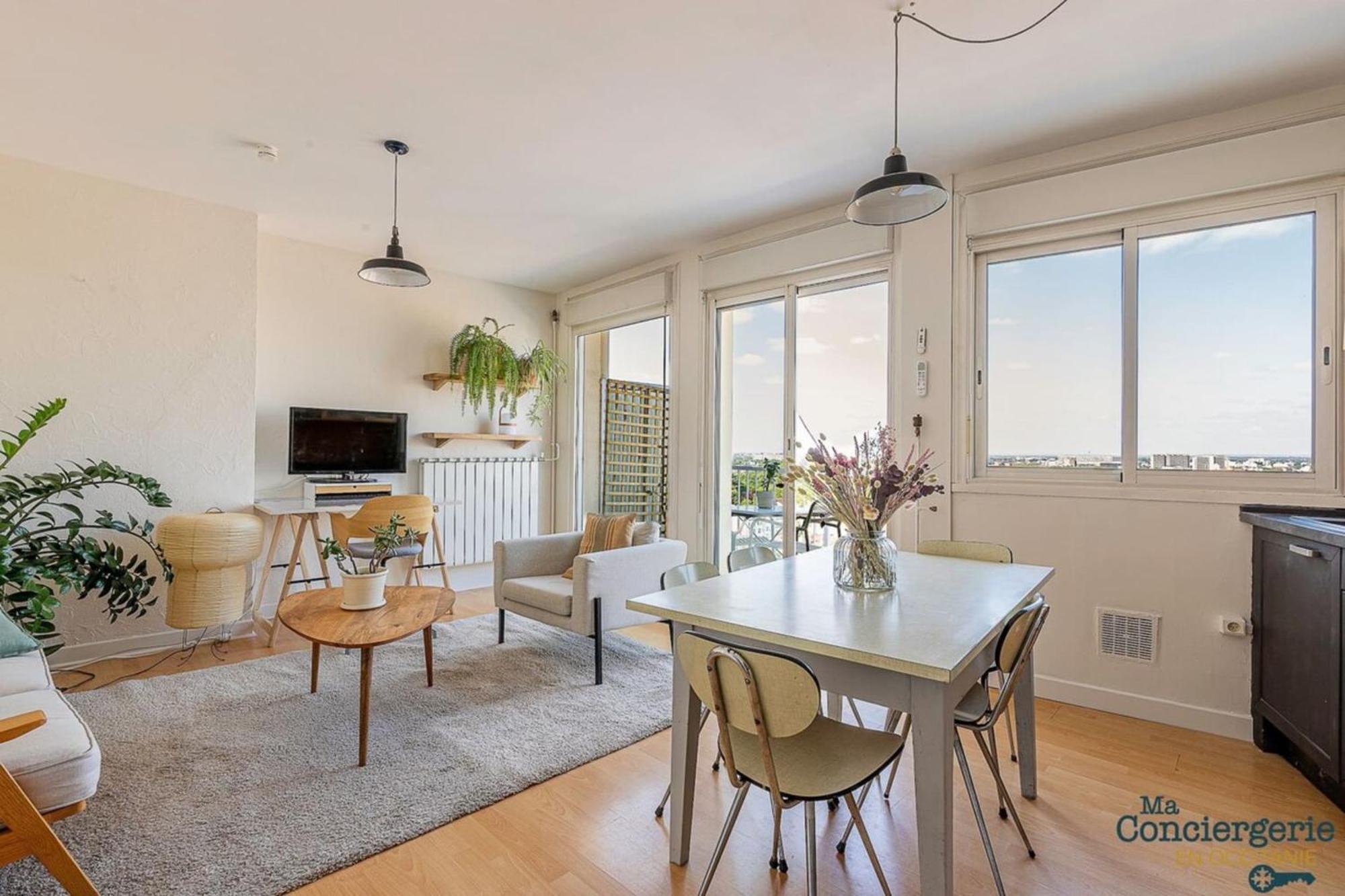 Montaudran Place Dupuy - Vue Panoramique -Metro Тулуза Екстериор снимка